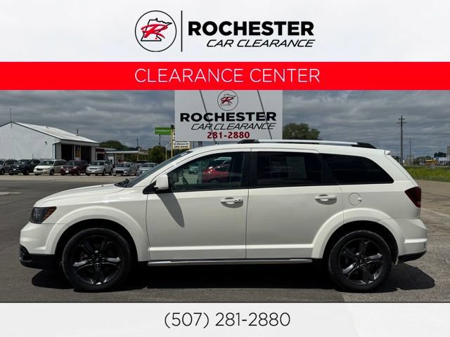Used 2020 Dodge Journey Crossroad FWD image 1