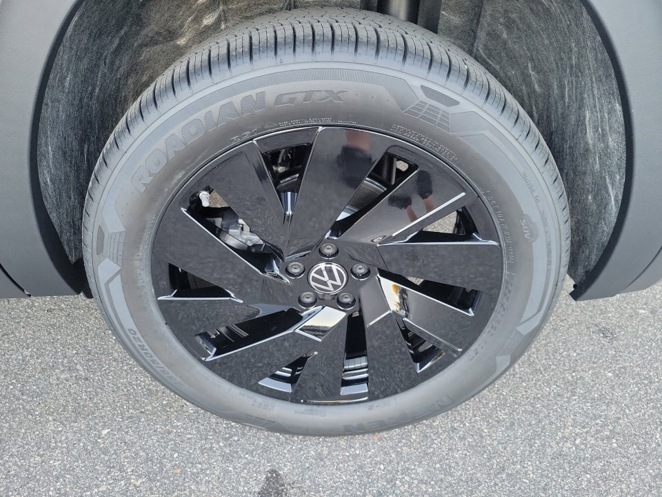 New 2026 Volkswagen Atlas SE image 25