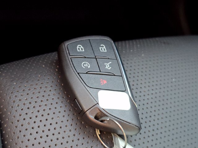 Used 2025 Buick Envision Preferred AWD/4WD image 34