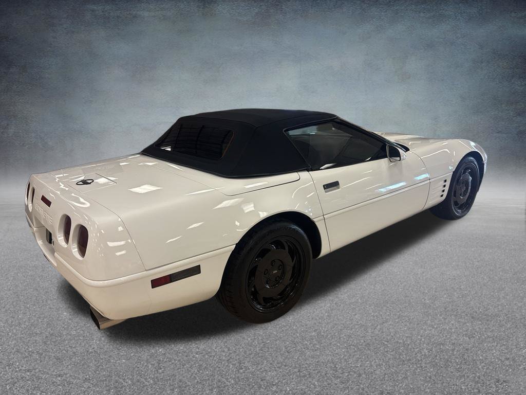 Used 1994 Chevrolet Corvette Convertible RWD image 6