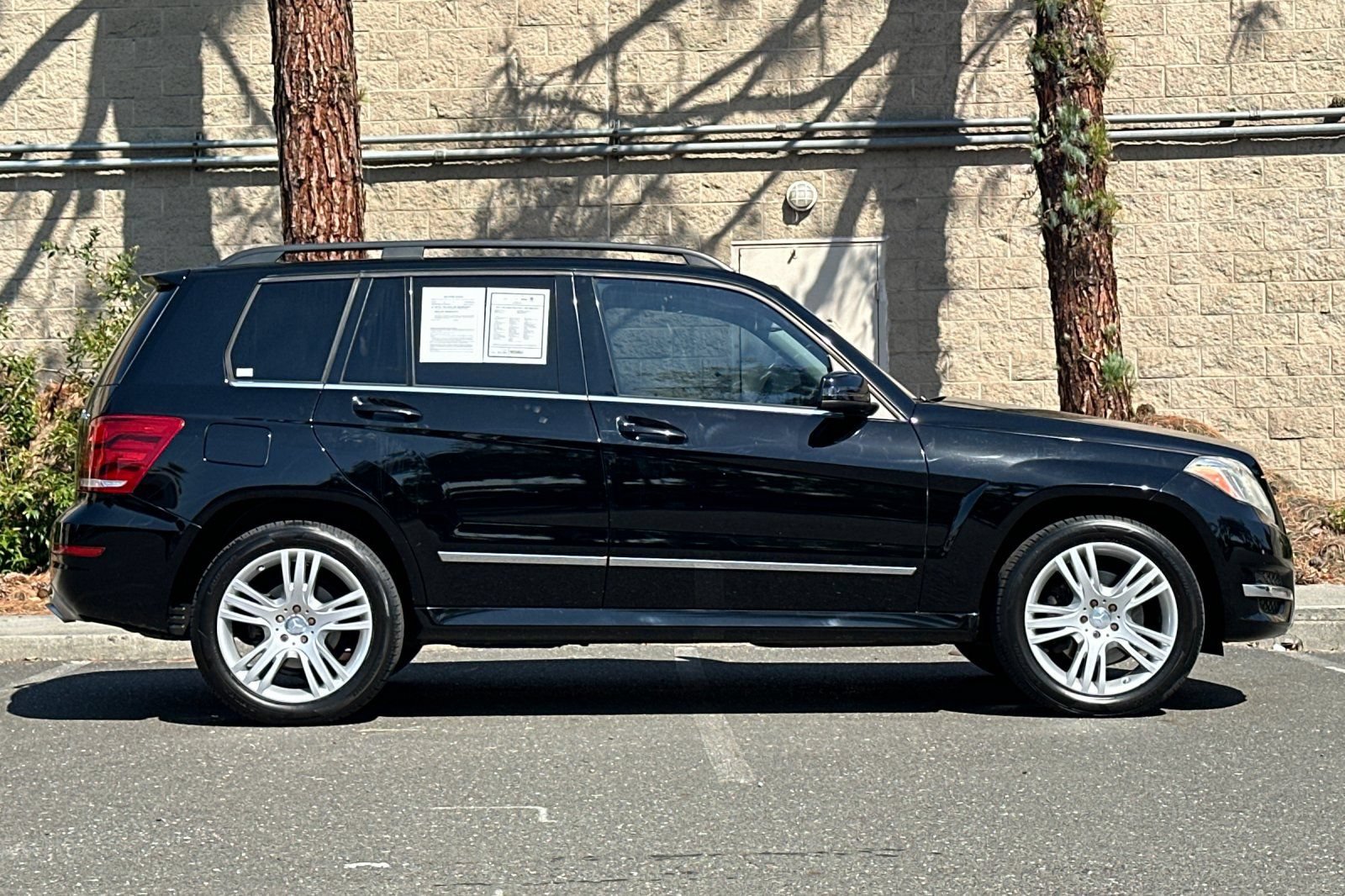 Used 2013 Mercedes-Benz GLK 350 4MATIC image 2