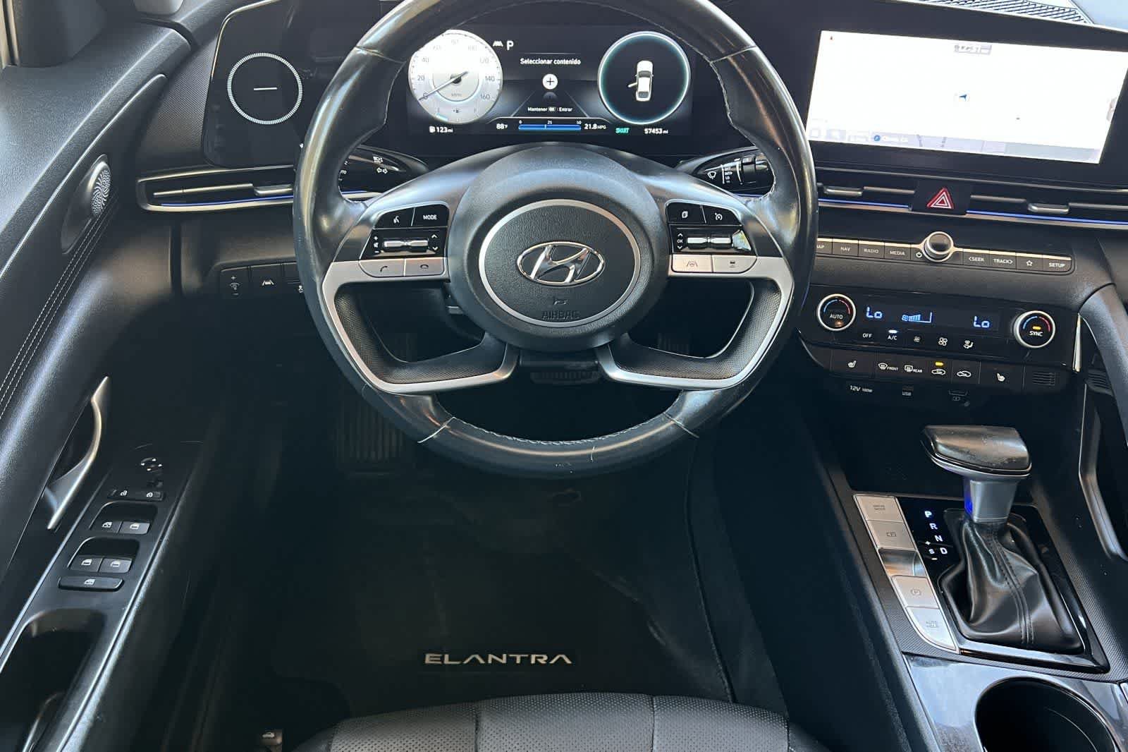 Used 2021 Hyundai Elantra Limited FWD image 15