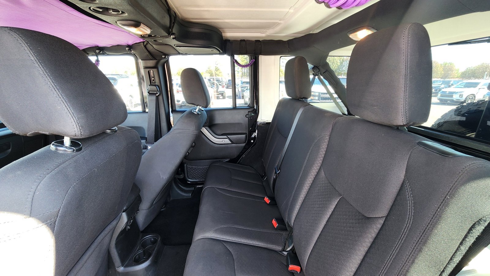 Used 2015 Jeep Wrangler Unlimited Sport AWD/4WD image 22