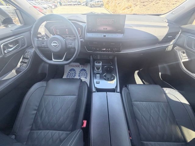Certified 2024 Nissan Rogue Platinum FWD image 30
