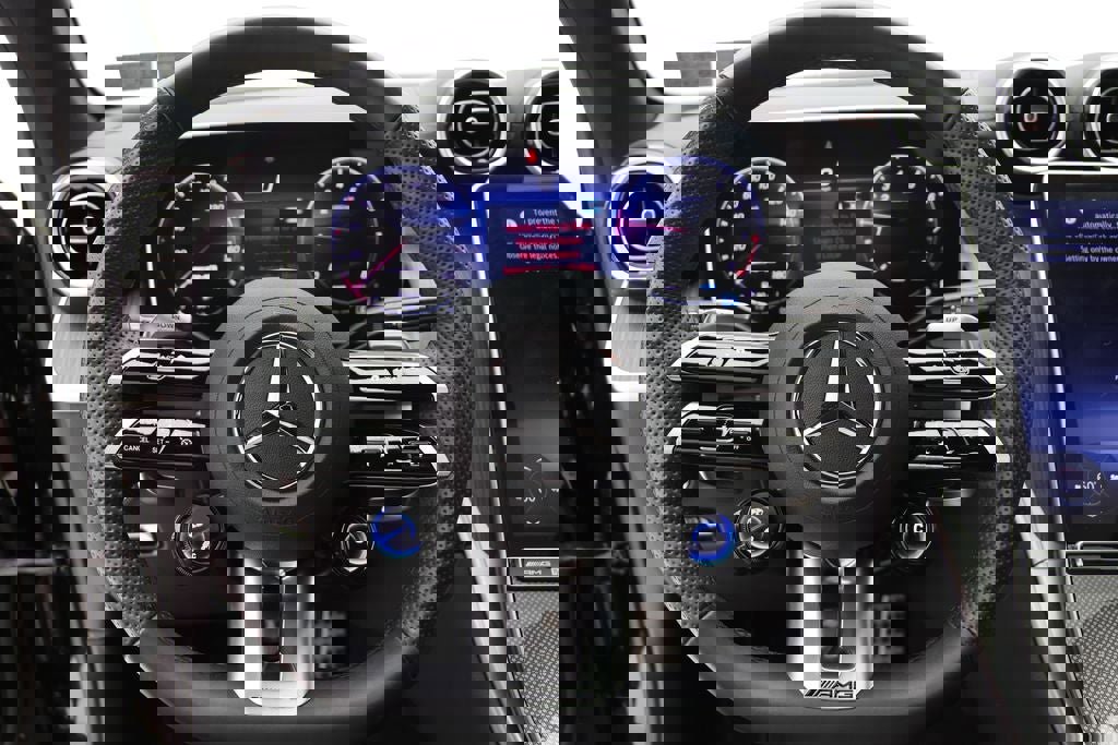 Used 2025 Mercedes-Benz GLC 43 AMG 4MATIC image 20