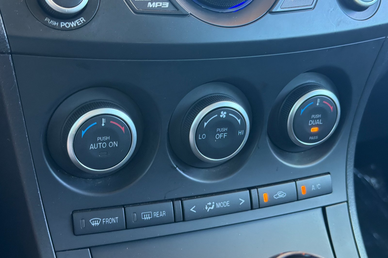 Used 2012 MAZDA MAZDA3 Touring FWD image 20
