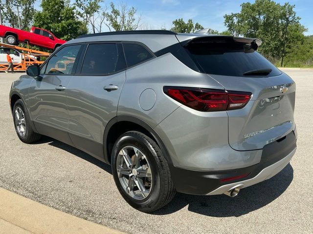 Used 2024 Chevrolet Blazer LT w/ Convenience Package AWD/4WD image 4