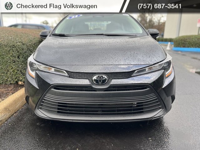Used 2024 Toyota Corolla LE image 12