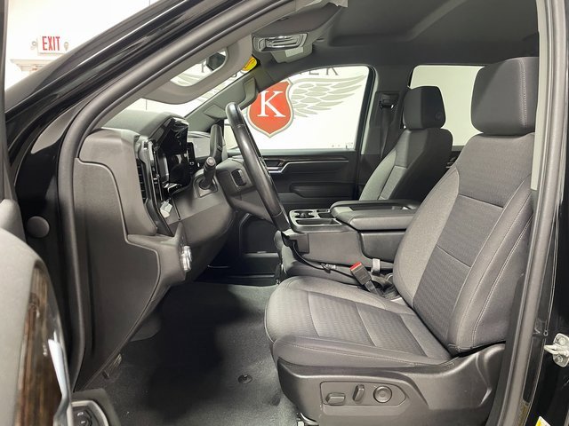 Used 2022 GMC Sierra 1500 SLE image 11