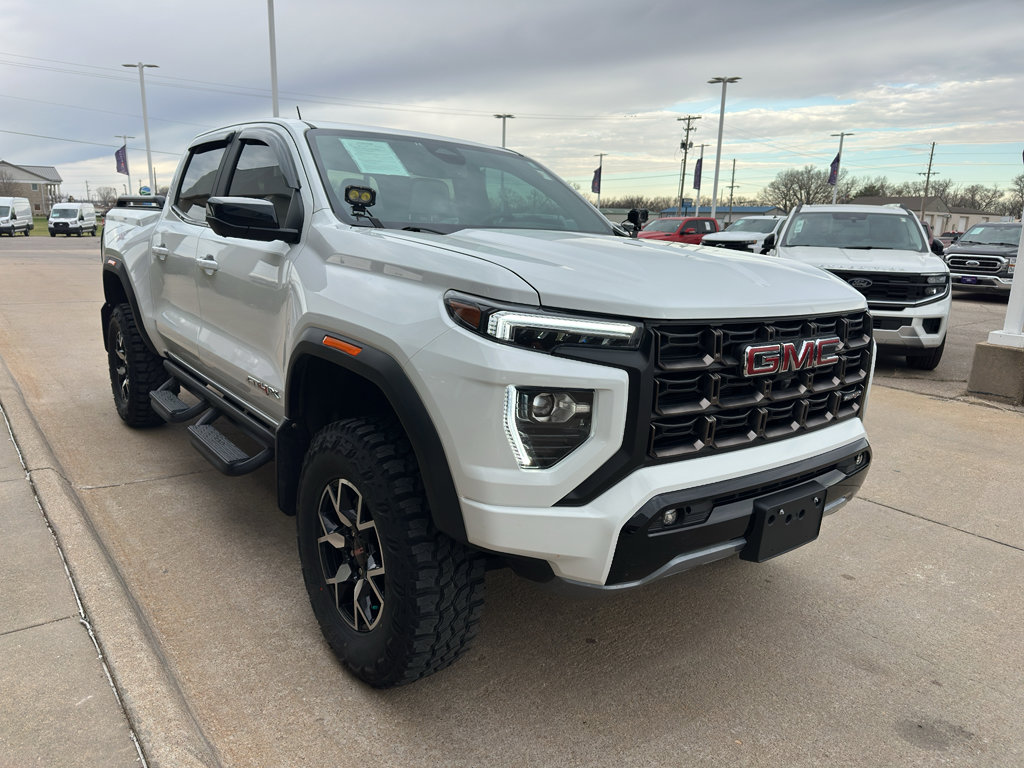 Used 2024 GMC Canyon AT4X AWD/4WD image 2
