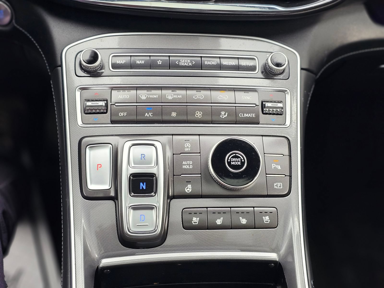 Used 2023 Hyundai Santa Fe Calligraphy FWD image 13