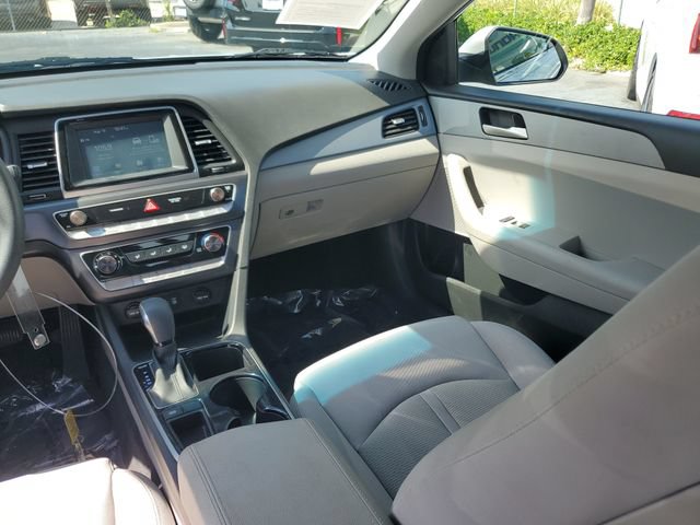 Used 2018 Hyundai Sonata SE FWD image 23