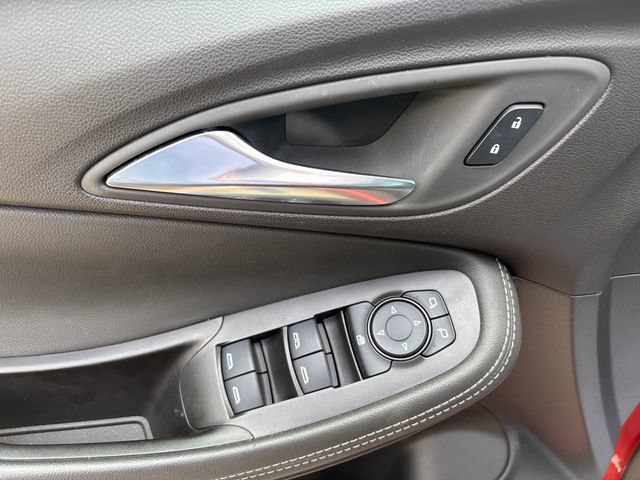 Used 2024 Buick Encore GX Preferred FWD image 14
