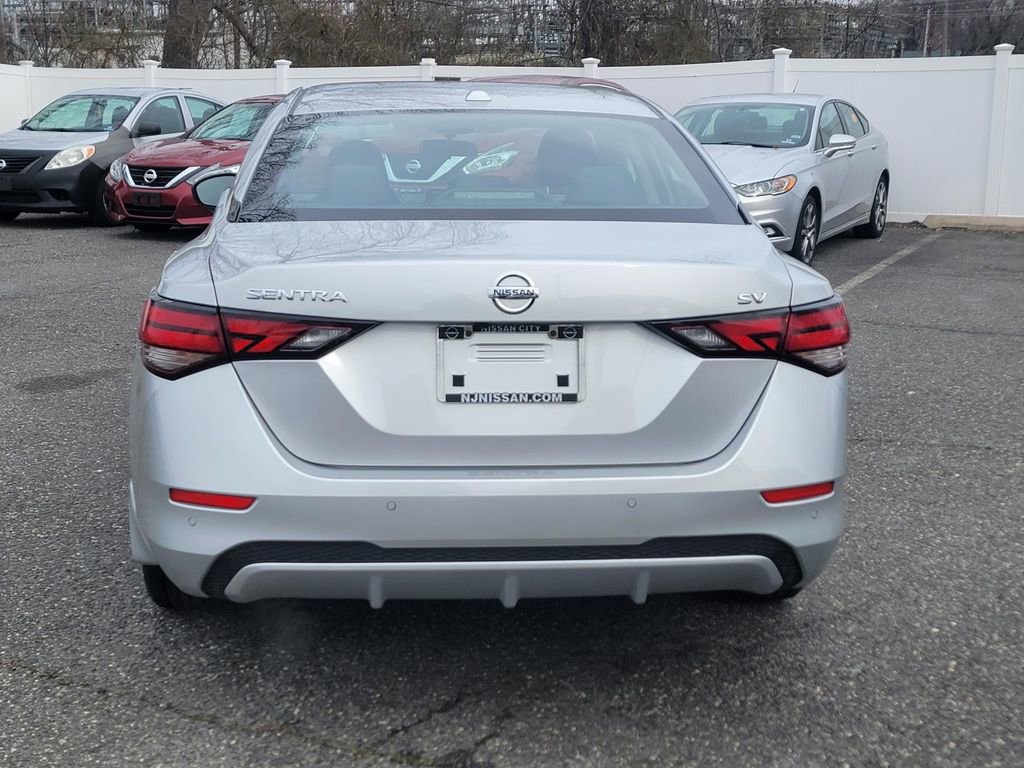 Used 2023 Nissan Sentra SV FWD image 7