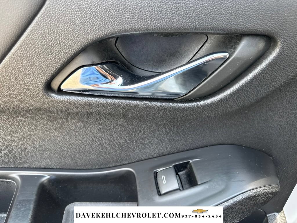 Used 2023 Chevrolet Traverse RS FWD image 22