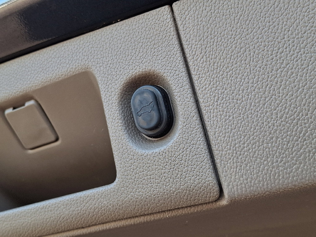 Certified 2018 Chevrolet Tahoe LT AWD/4WD image 29