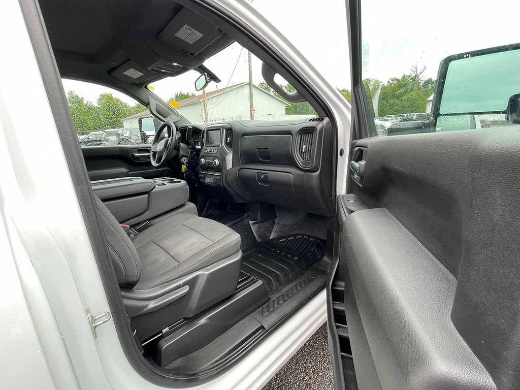 Used 2023 GMC Sierra 3500 Pro w/ Convenience Package AWD/4WD image 20