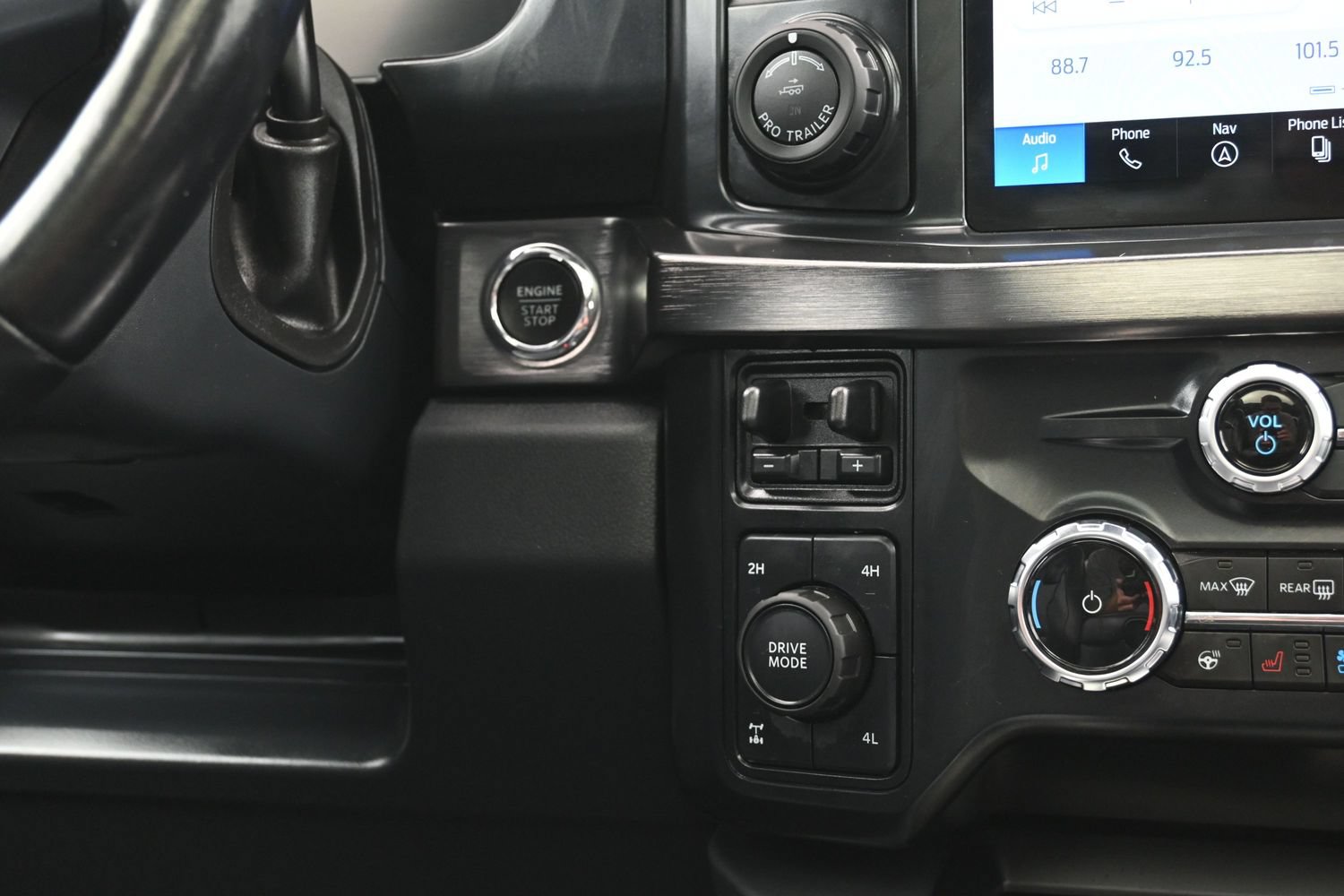 Used 2023 Ford F250 Lariat w/ Lariat Ultimate Package AWD/4WD image 38