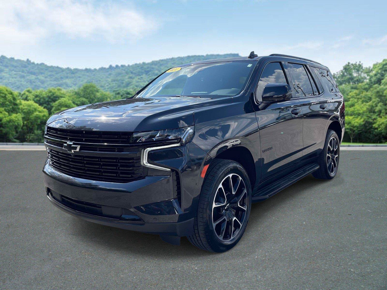 Used 2024 Chevrolet Tahoe RST w/ Luxury Package RWD image 24
