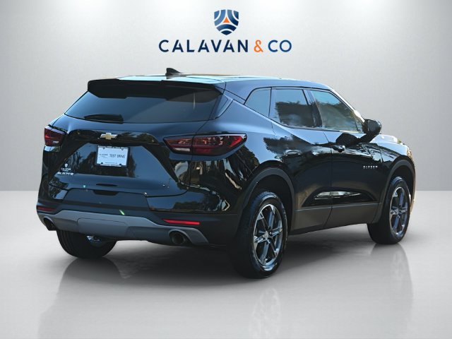 Used 2025 Chevrolet Blazer LT FWD image 7