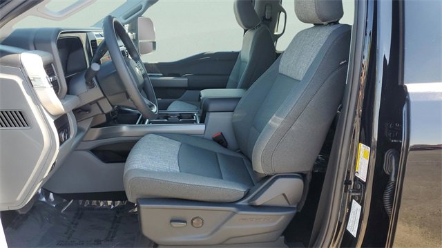 New 2026 Ford F250 4x4 Crew Cab Super Duty image 18