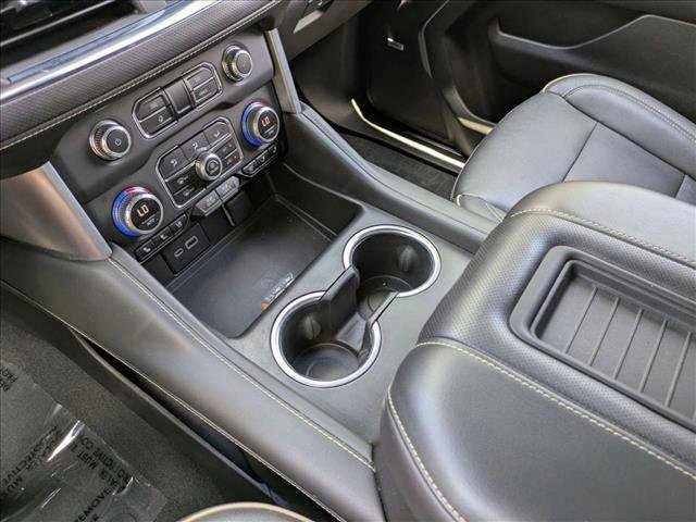 Used 2023 GMC Yukon SLT AWD/4WD image 12