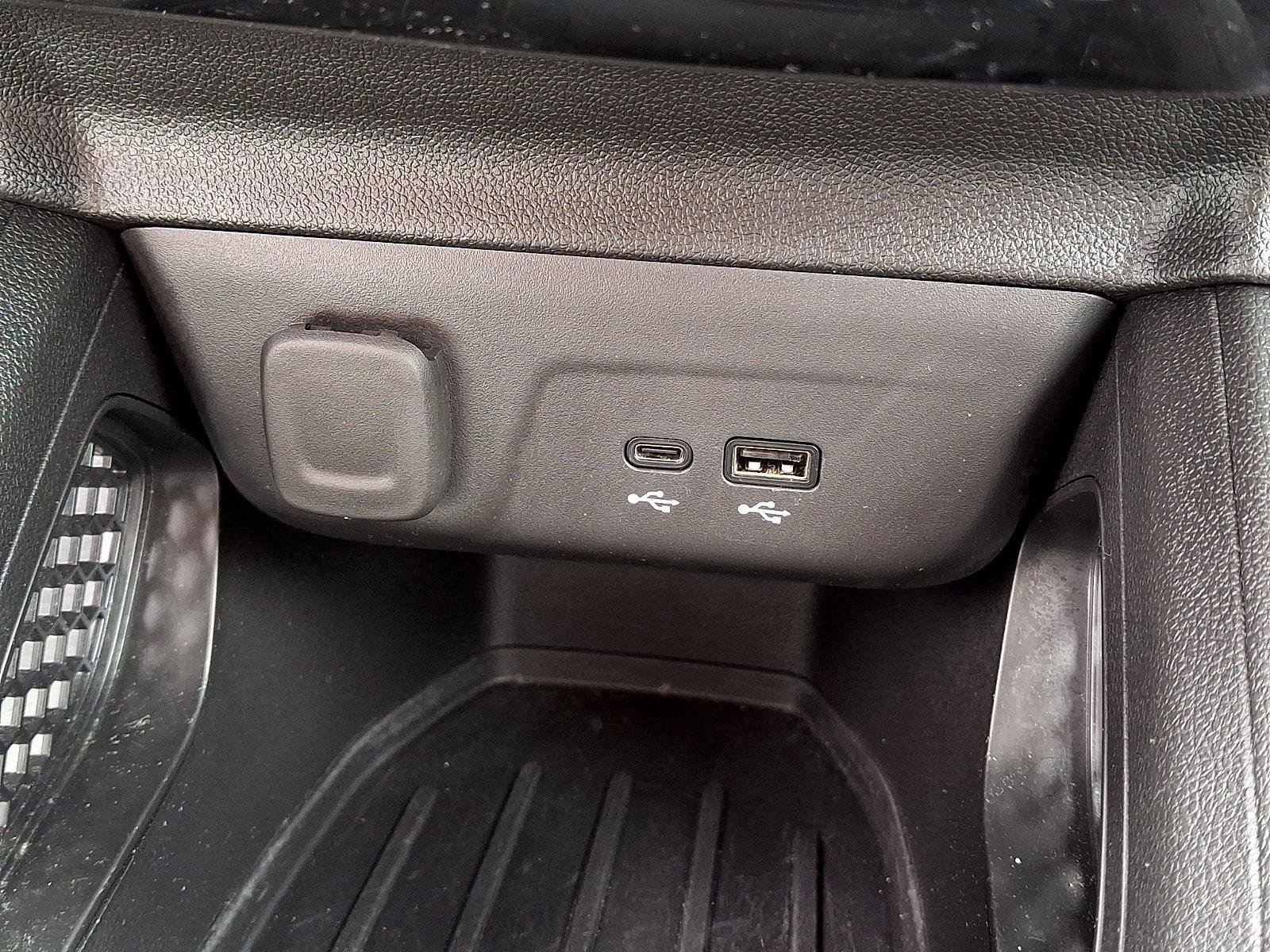 Used 2024 Chevrolet TrailBlazer LT w/ LT Cold Weather Package AWD/4WD image 23
