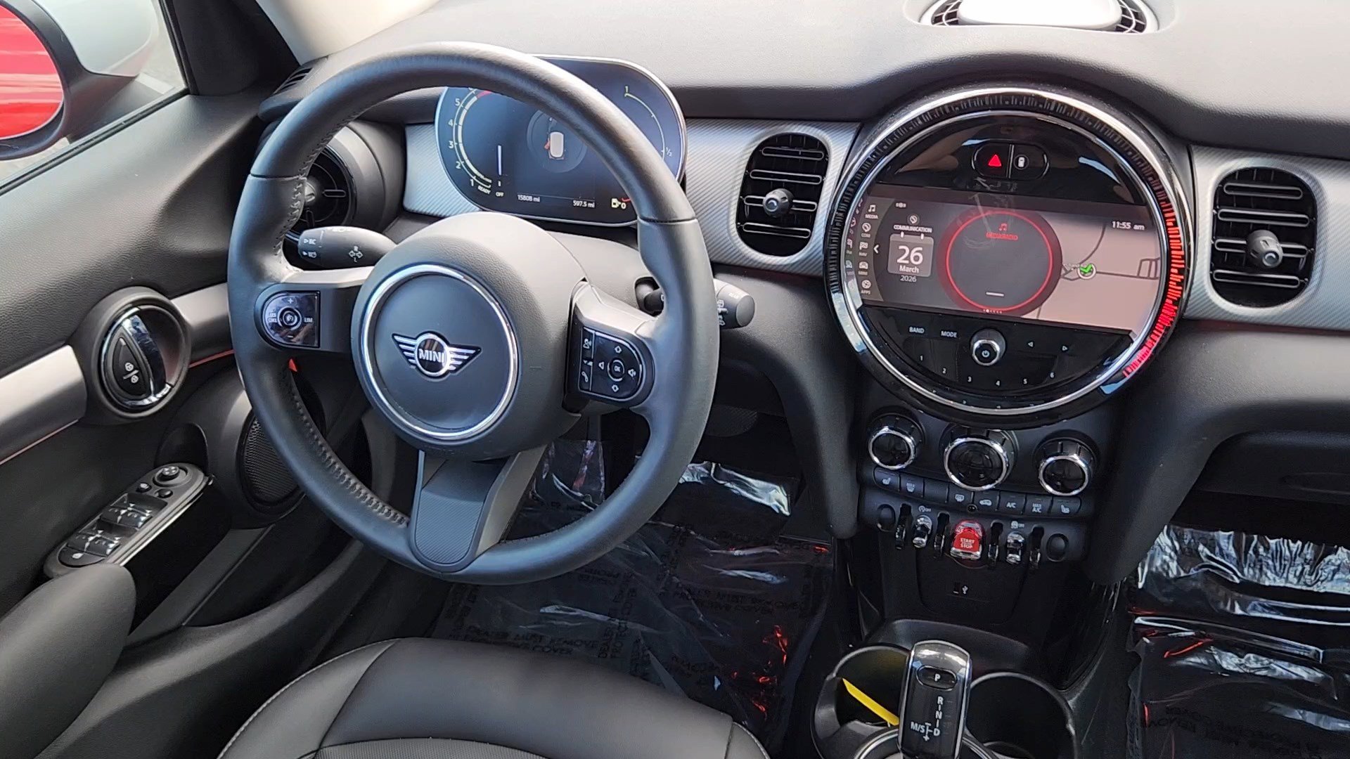 Used 2024 MINI Cooper 4-Door Hardtop image 5