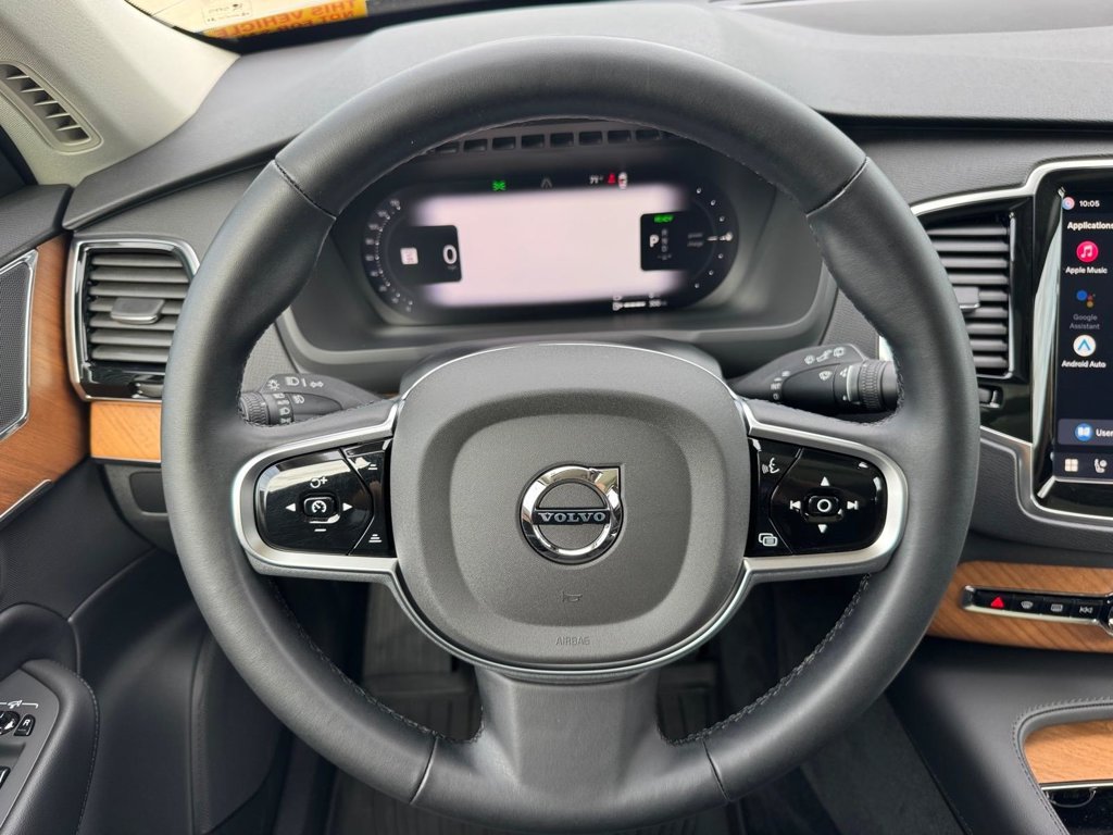 Certified 2025 Volvo XC90 T8 Plus w/ Protection Package AWD/4WD image 12