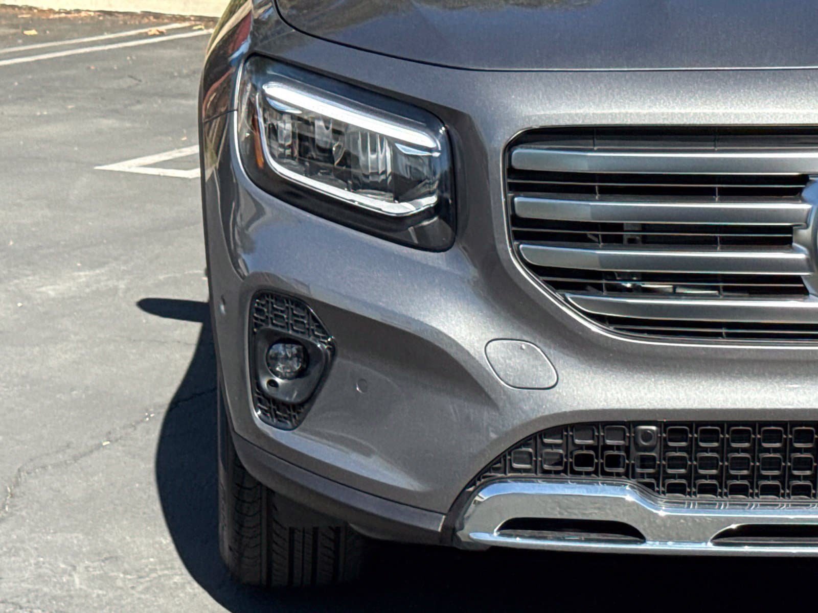 New 2026 Mercedes-Benz GLB 250 4MATIC image 5