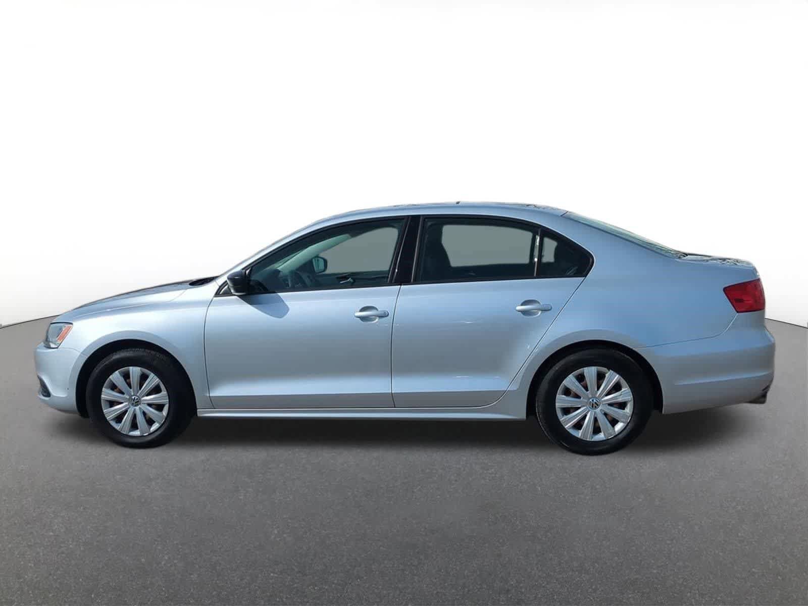 Used 2014 Volkswagen Jetta S image 3