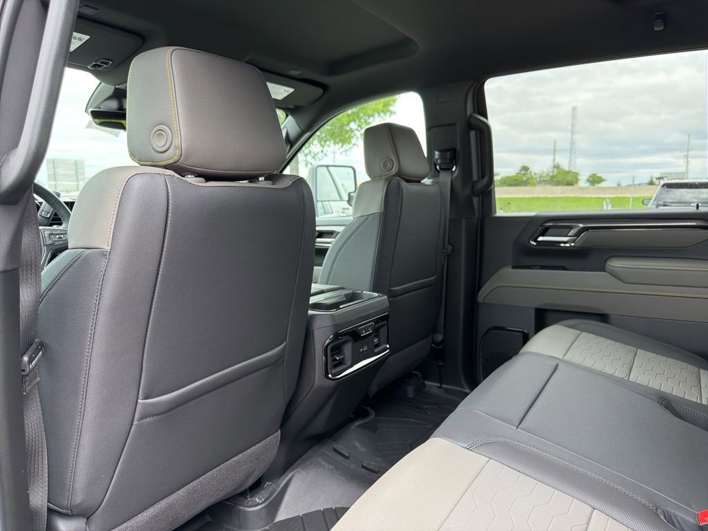 New 2026 Chevrolet Silverado 2500 ZR2 w/ LPO, Dark Essentials Package AWD/4WD image 21