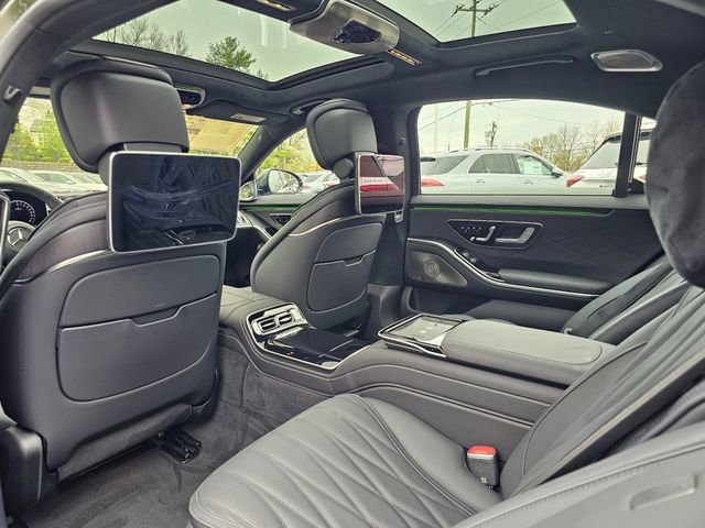 New 2025 Mercedes-Benz S 63 AMG S image 25