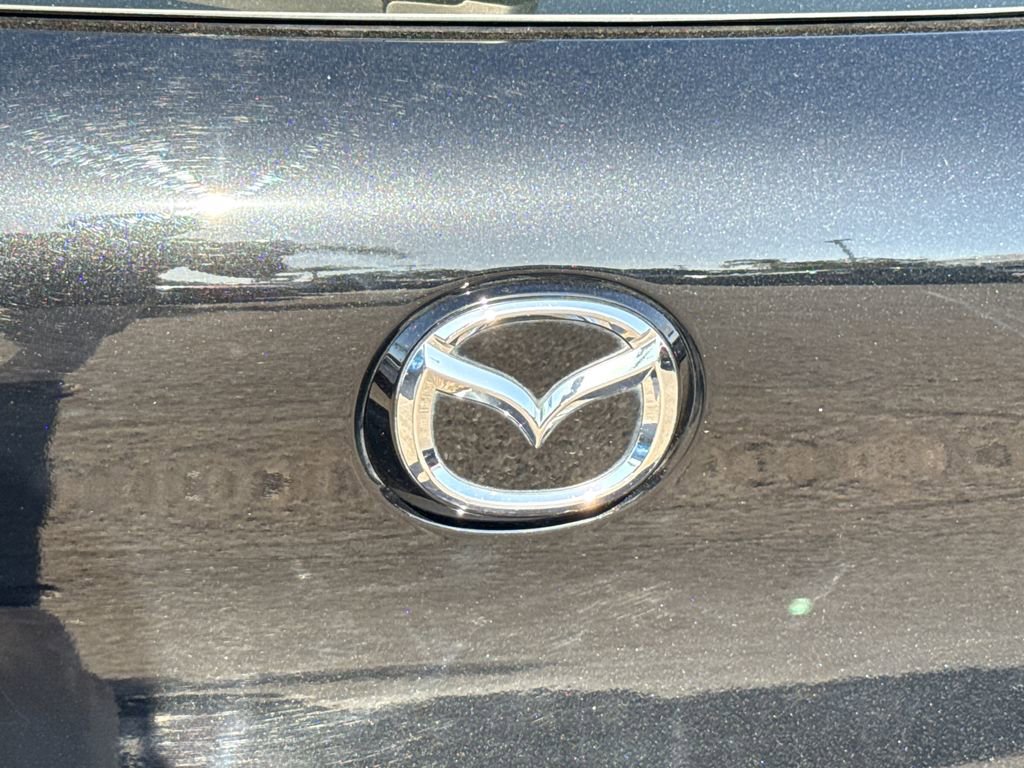 Used 2022 MAZDA MAZDA3 s image 10