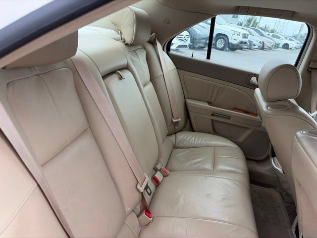Used 2007 Cadillac STS V8 w/ Preferred Equipment Group RWD image 18