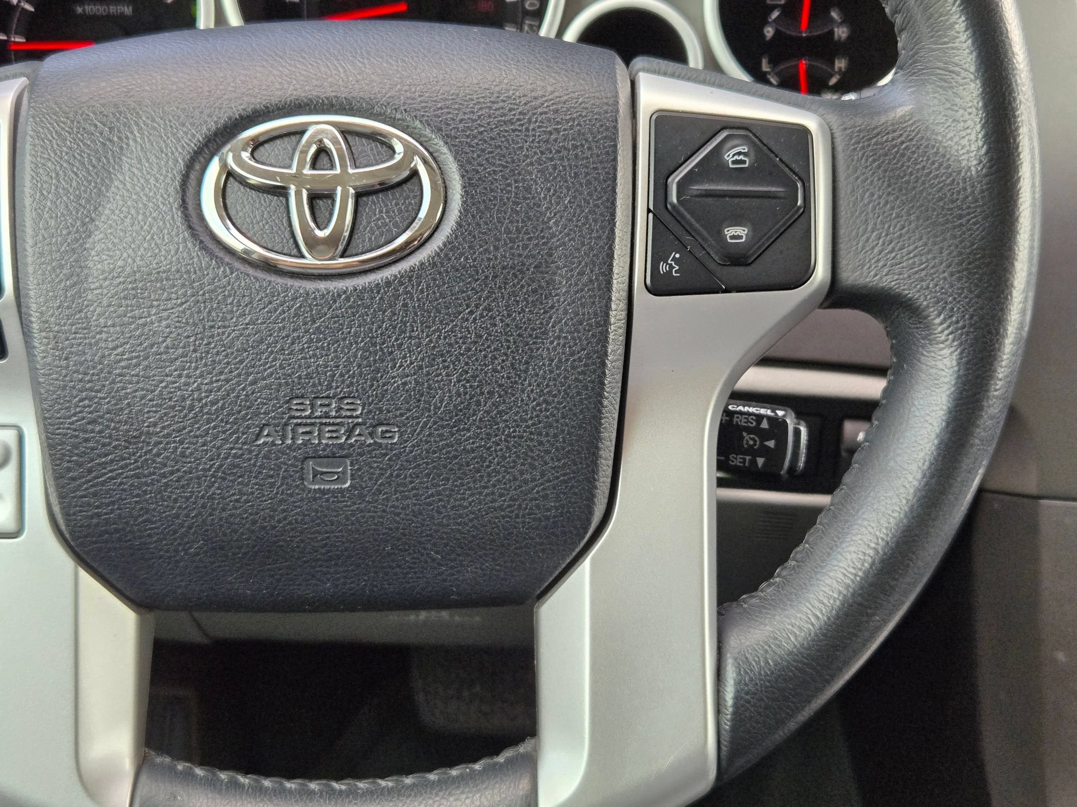 Used 2015 Toyota Sequoia Limited RWD image 23