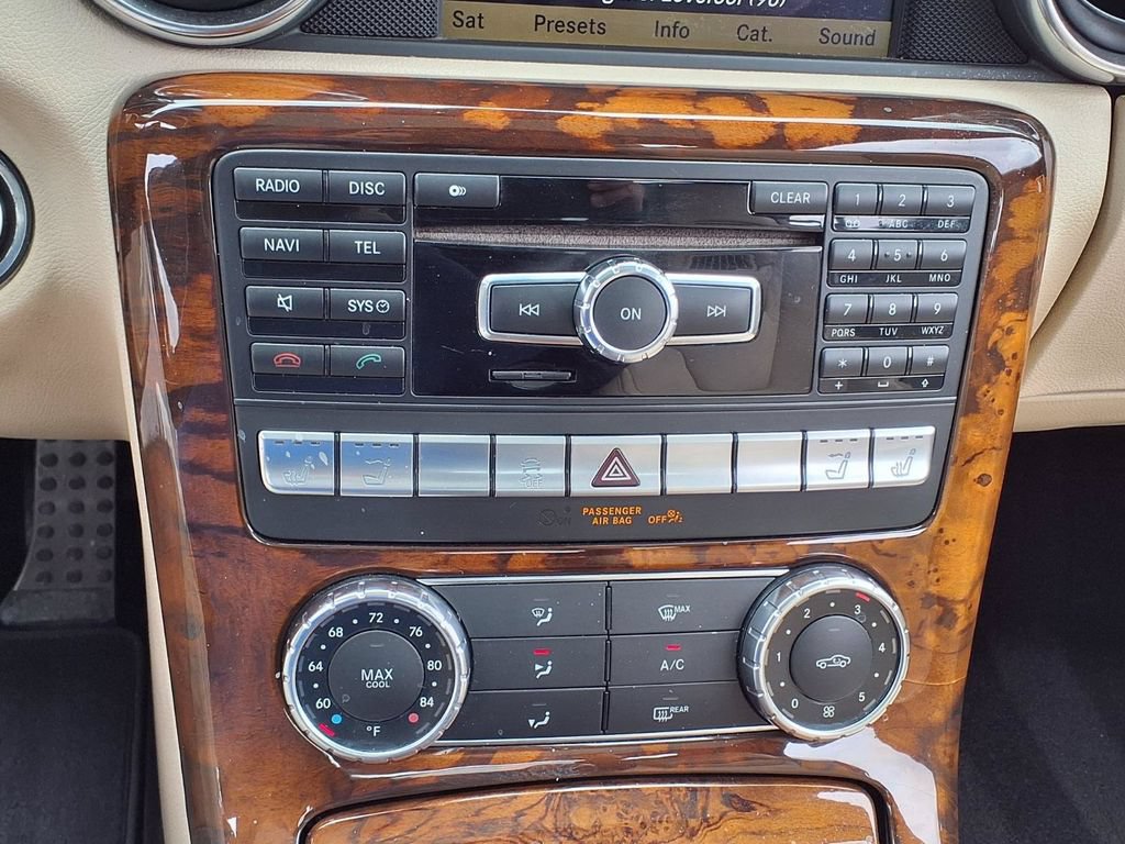 Used 2012 Mercedes-Benz SLK 350 image 21