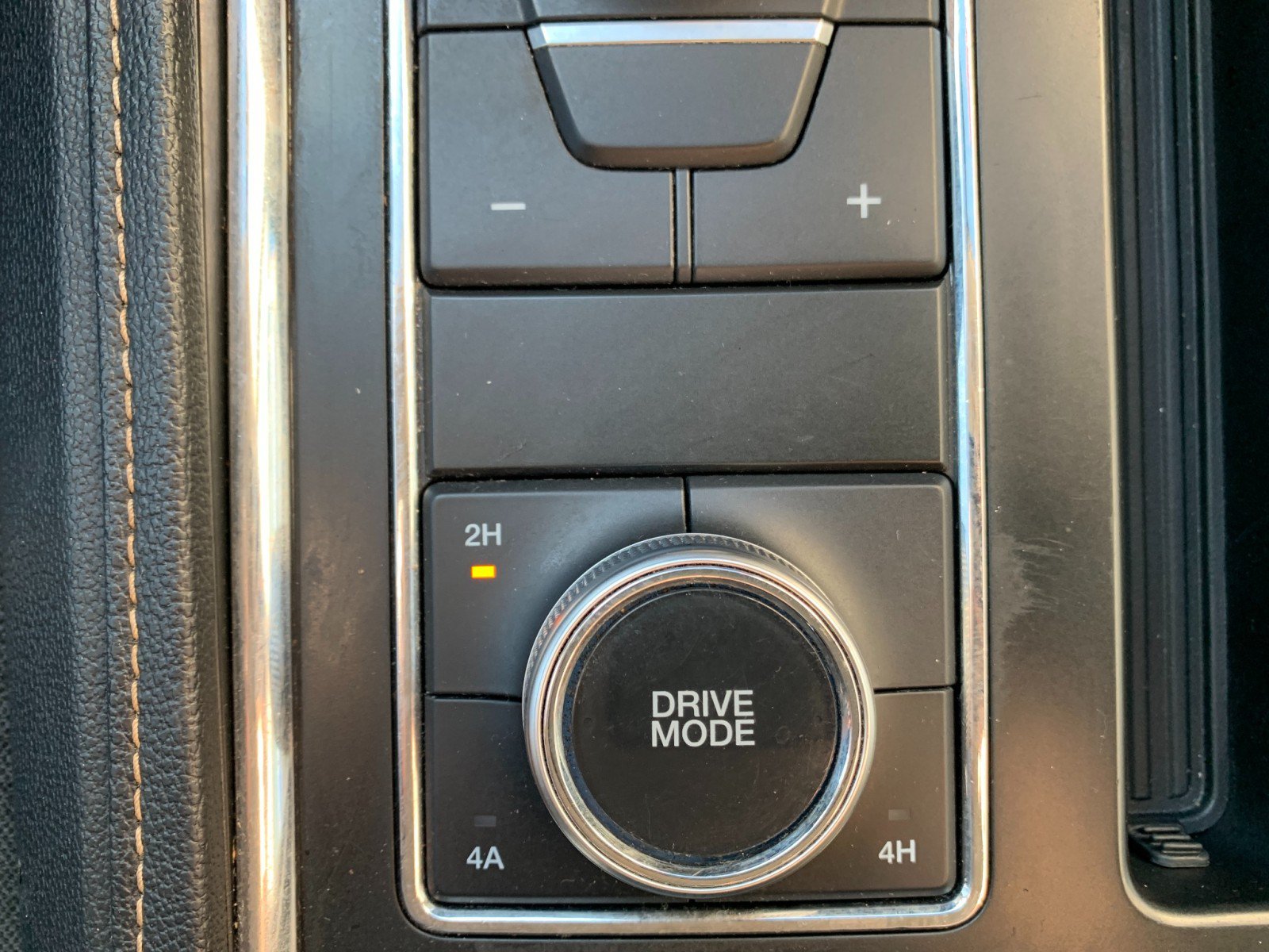 Used 2023 Ford Expedition XLT AWD/4WD image 22