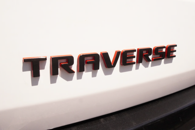 Used 2023 Chevrolet Traverse Premier w/ Redline Edition FWD image 38