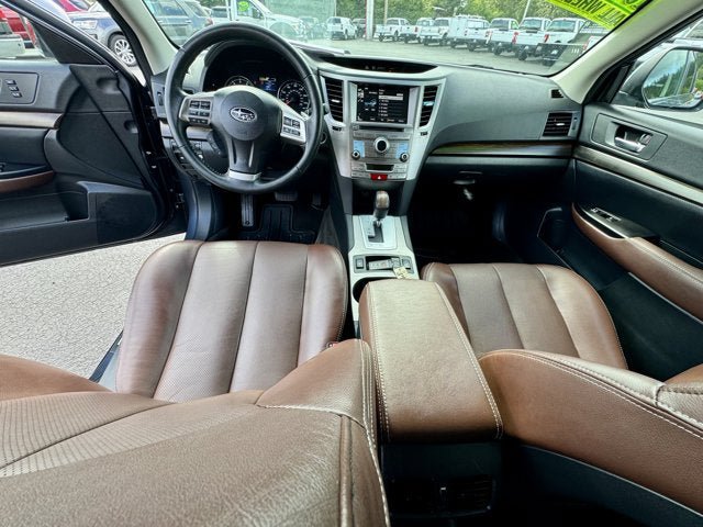 Used 2014 Subaru Outback 2.5i Limited AWD/4WD image 10