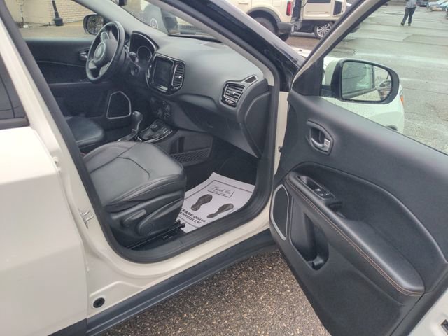 Used 2019 Jeep Compass Limited image 34