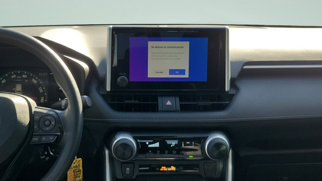 Used 2023 Toyota RAV4 LE FWD image 13