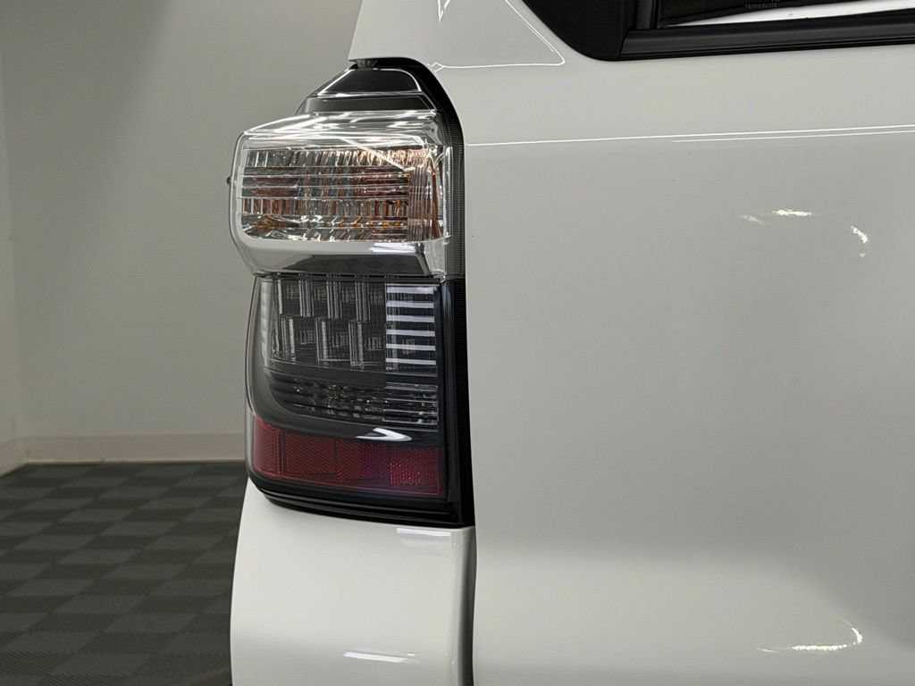 Certified 2023 Toyota 4Runner TRD Off-Road Premium w/ Off Road Premium Plus Package AWD/4WD image 13