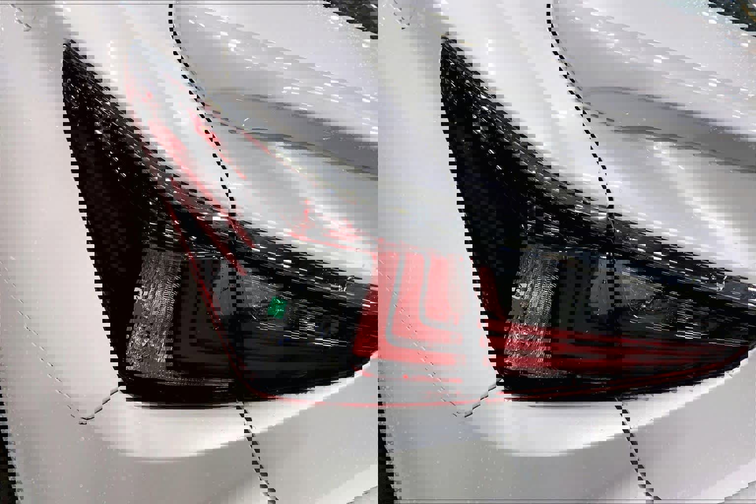 New 2025 Lexus ES 350 w/ Premium Package image 14