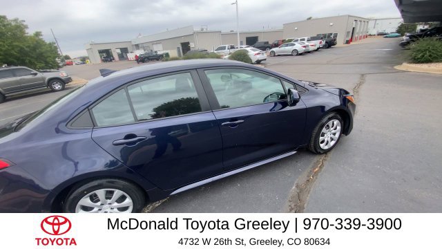 Used 2025 Toyota Corolla LE FWD image 9