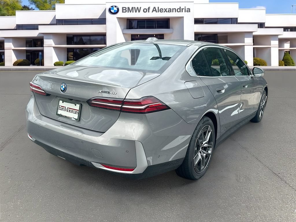 New 2026 BMW i5 eDrive40 w/ Premium Package AWD/4WD image 7