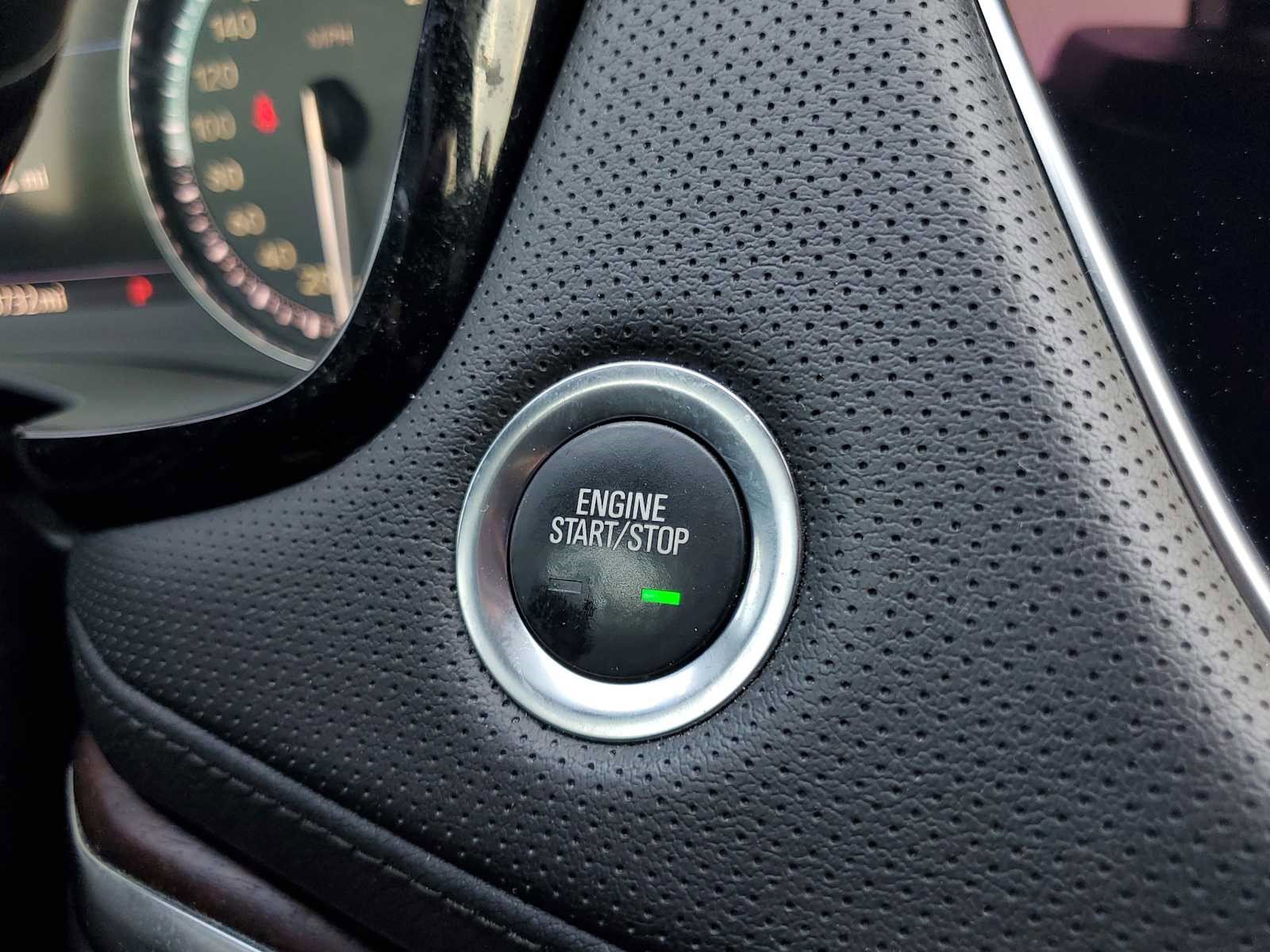 Used 2023 Cadillac XT5 Sportv image 17