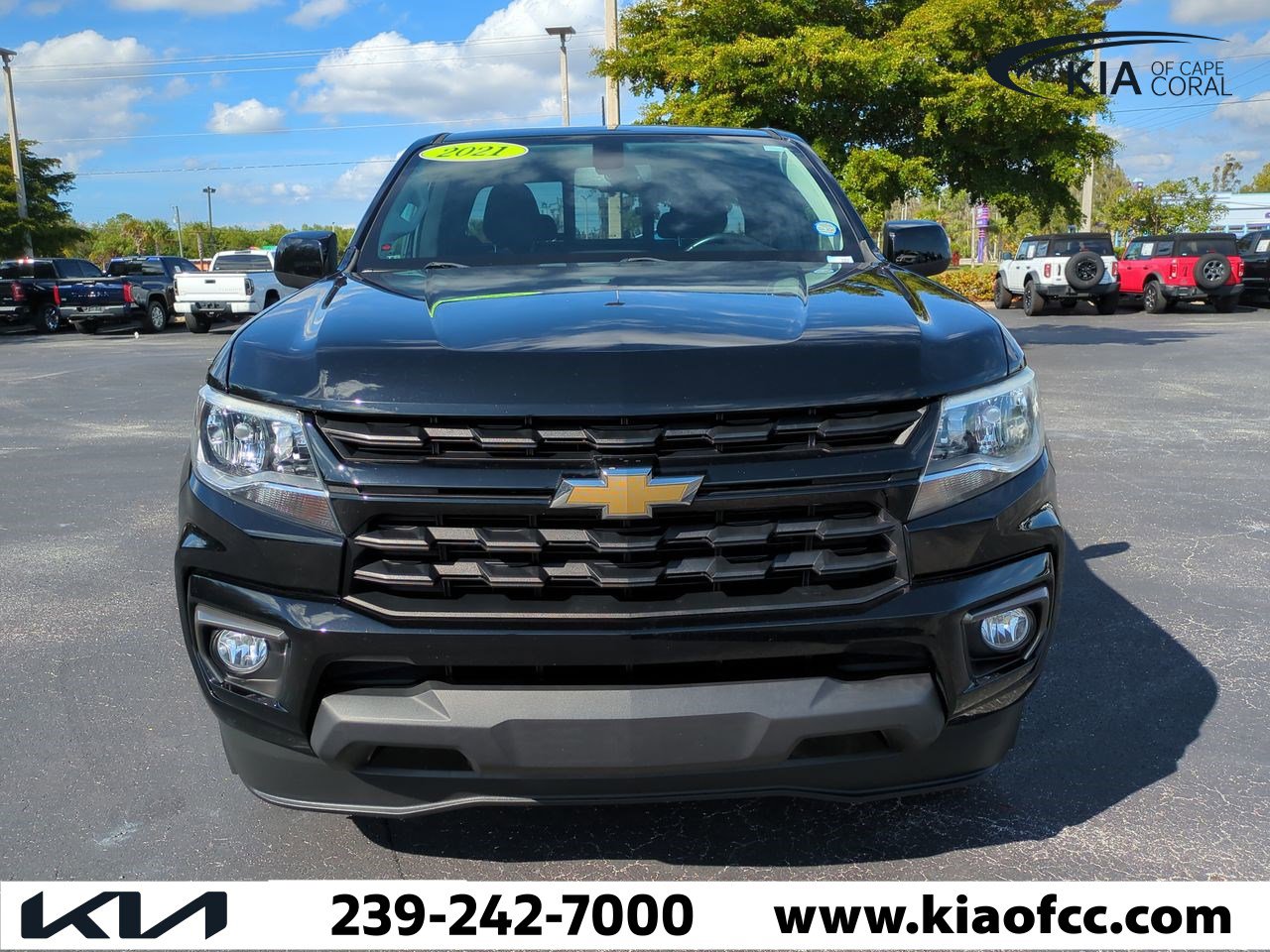 Used 2021 Chevrolet Colorado LT w/ LT Convenience Package image 3