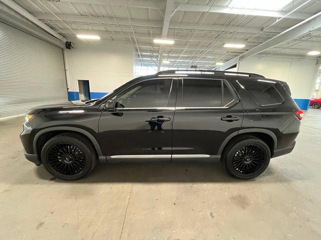 Used 2024 Honda Pilot Touring image 6