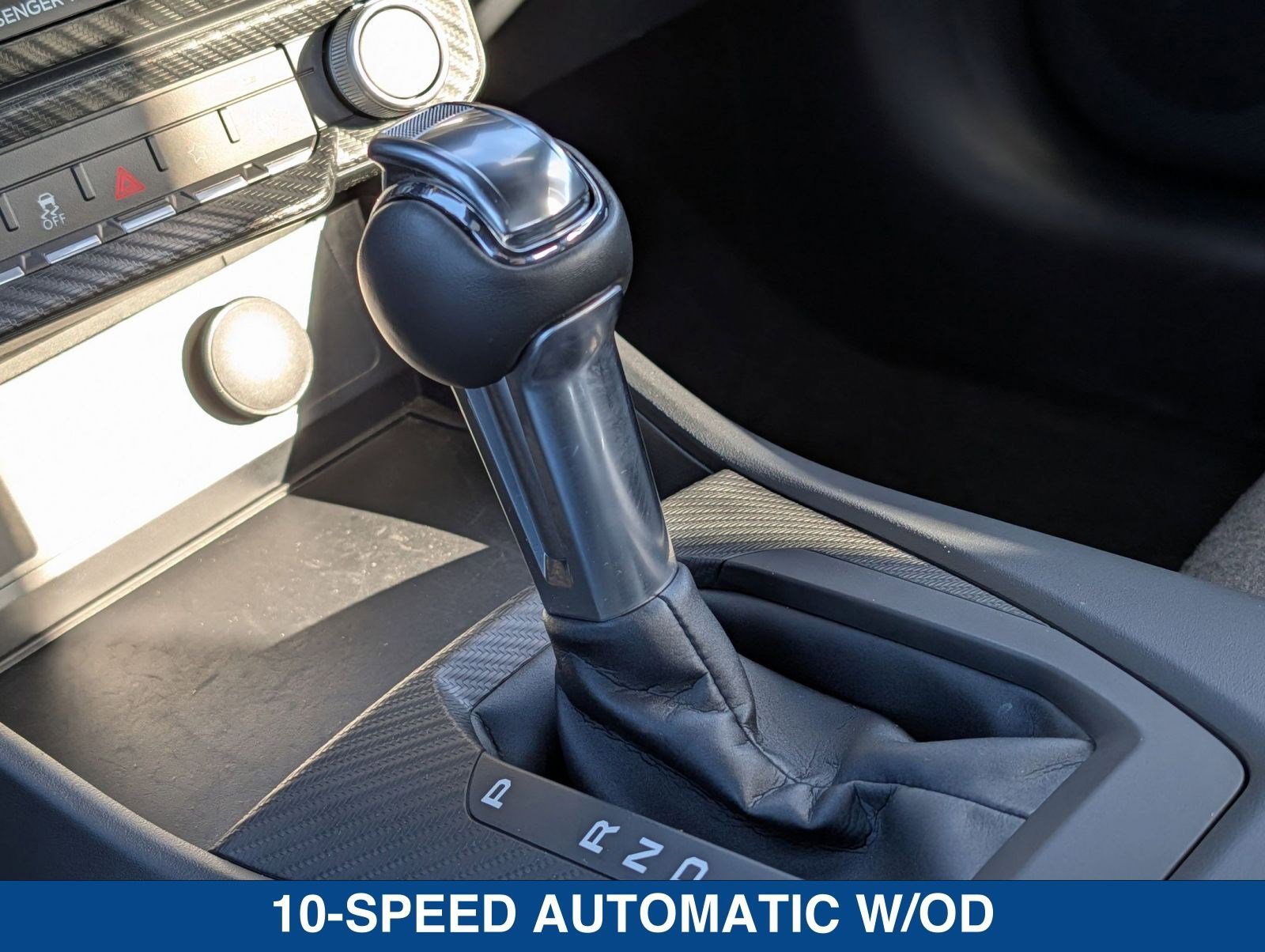 Certified 2025 Ford Mustang Convertible image 28